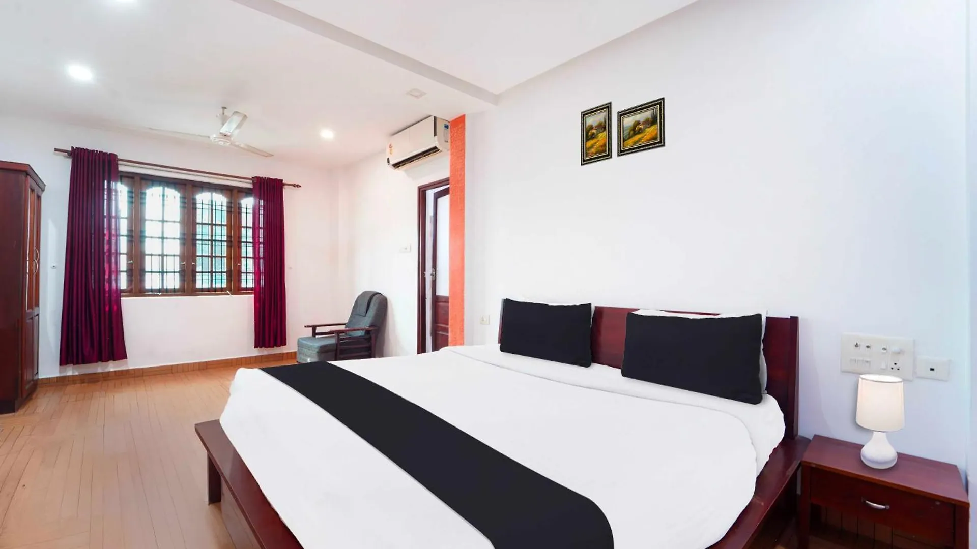 Hotel O City Center Ernakulam Kochi