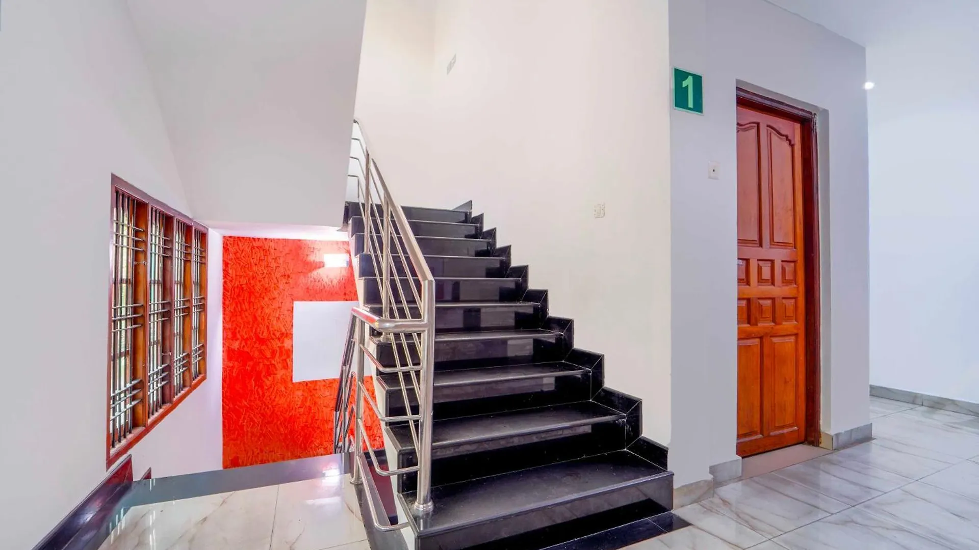 Hotel O City Center Ernakulam Kochi India