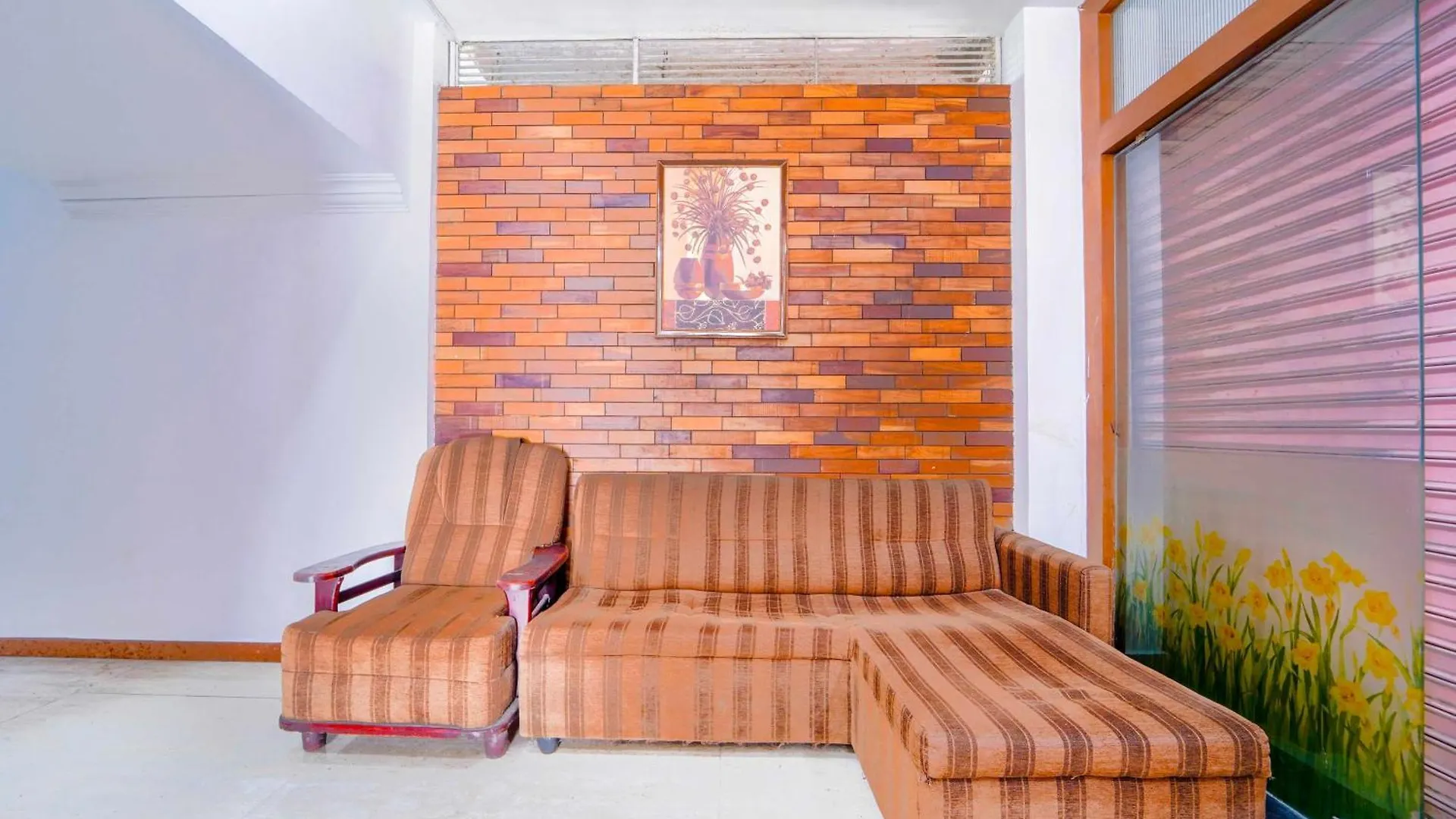 Hotel O City Center Ernakulam Kochi